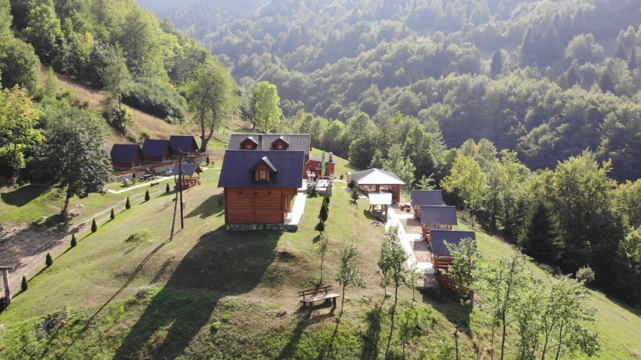Gradine - Katun Kamp Villa Plav Eksteriør billede