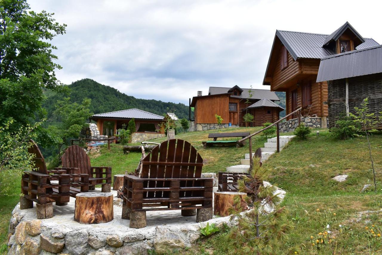 Gradine - Katun Kamp Villa Plav Eksteriør billede